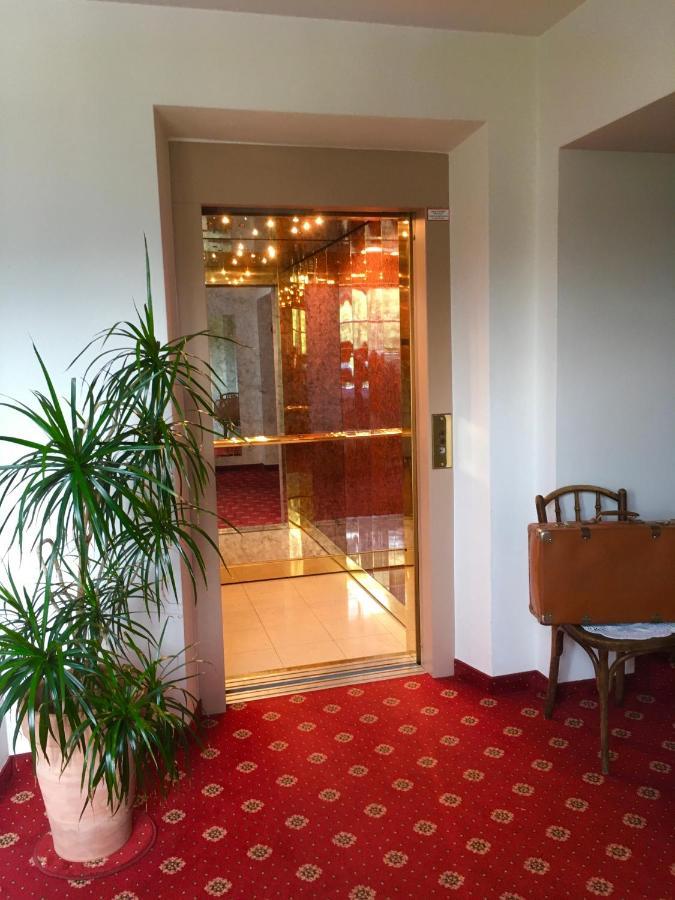 Hotel Turmwirt Ora / Auer 외부 사진